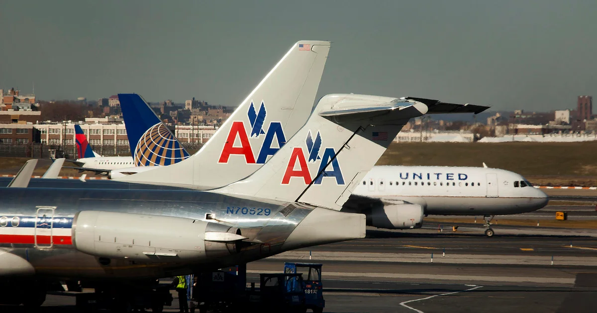 Memorial Day travel rush brings delays and crowds at DFW Airport