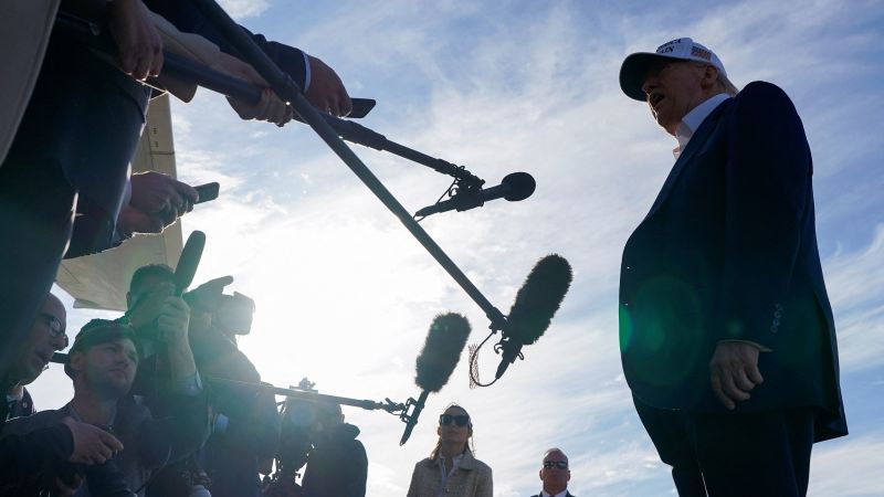 Trump agrees to give EU until July 9 to negotiate a trade deal with the EU