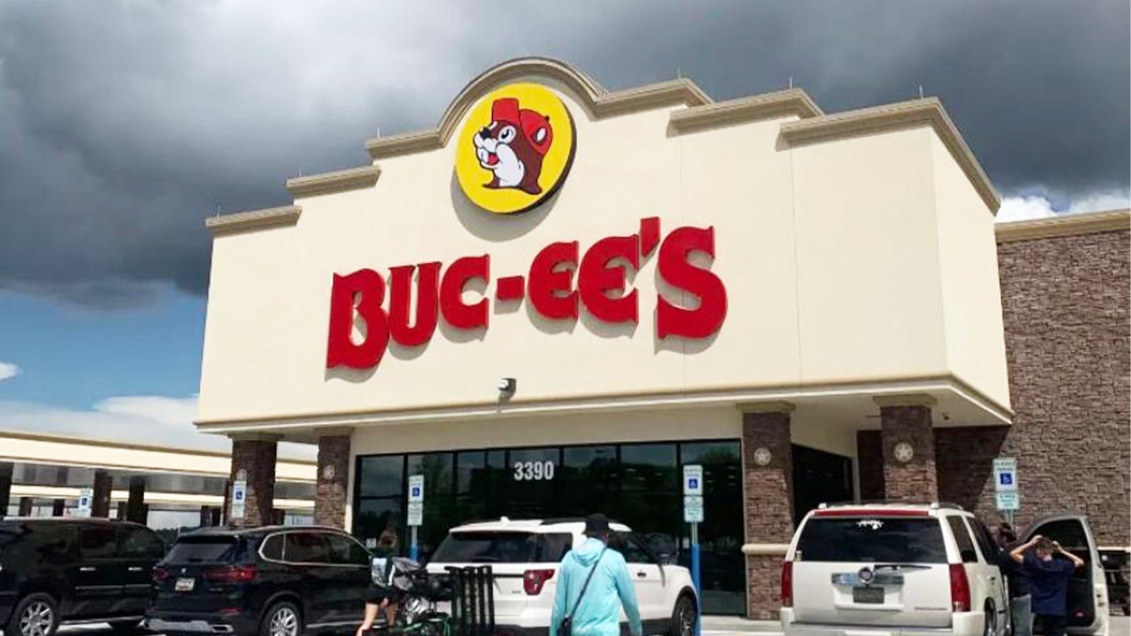 Activists voice concerns about incoming Mebane Buc-ee's, including air pollution