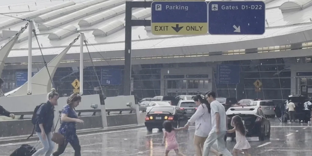 Severe weather threatens 12 million during Memorial Day travel