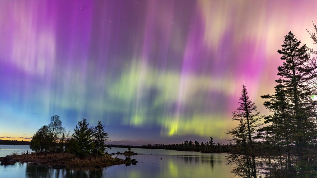 Northern lights may be visible in these 15 US States tonight and over the weekend