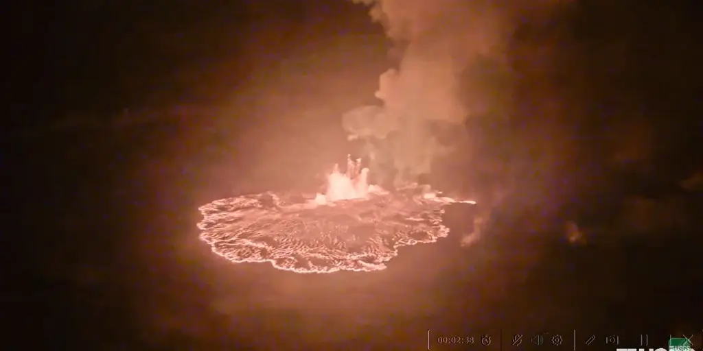 Scientists 'strike gold' in shocking discovery from Hawaiian volcanic rocks