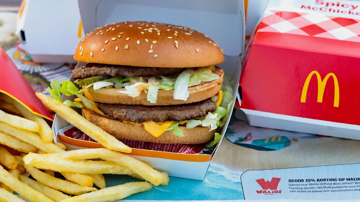 Recreating McDonald's Burger Seasoning At Home Is Simple — As Long As You Know This Golden Ratio