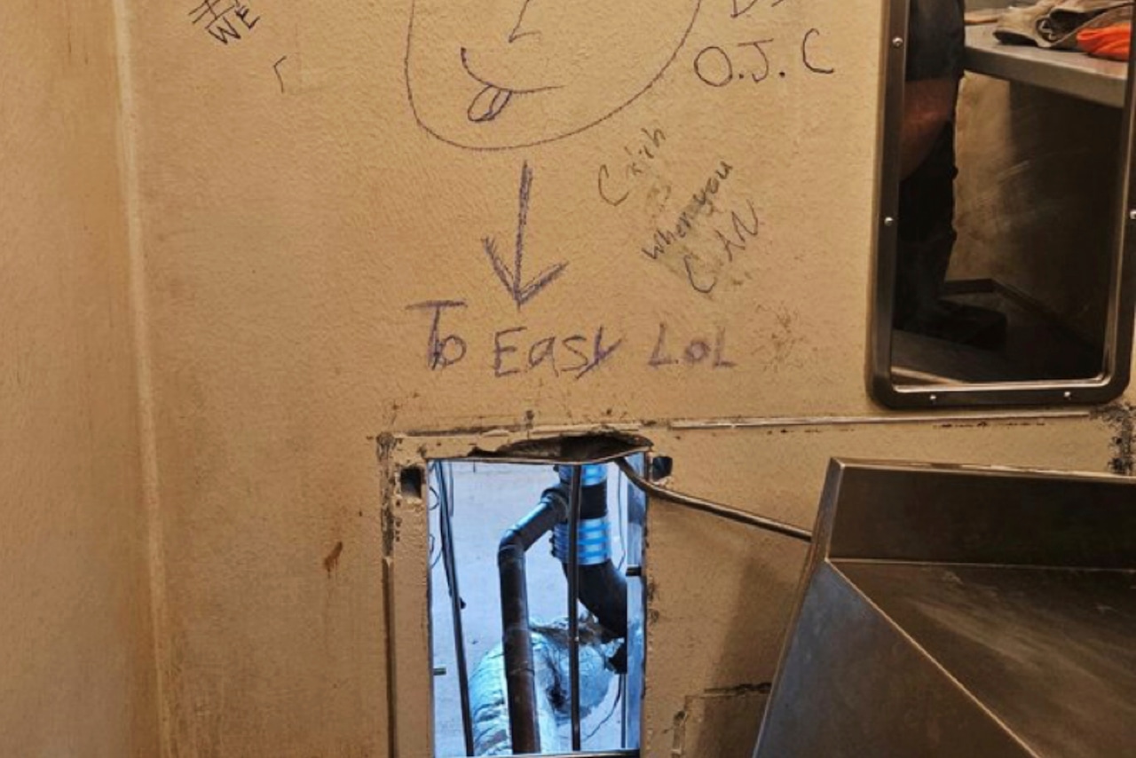 Search enters a third day for 7 New Orleans jail inmates who escaped through hole behind toilet