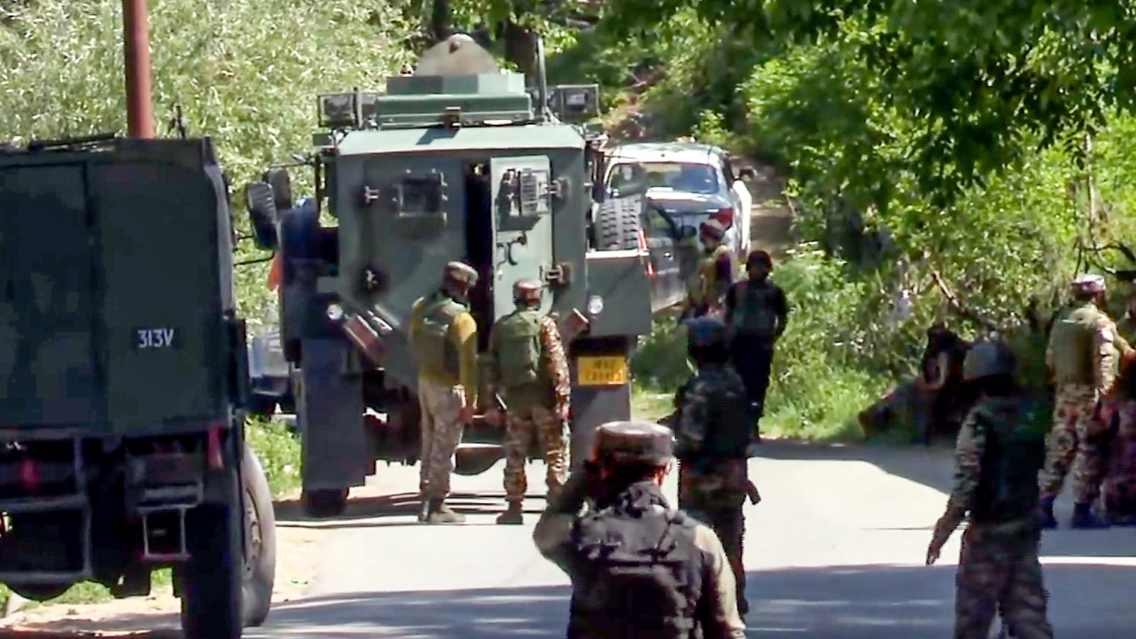 Terrorists trapped in Kashmir's Kishtwar as gunfight breaks out with security forces