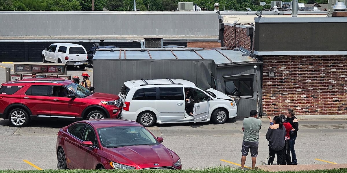Lincoln fast food restaurant crash causes over $10,000 in damages to the business