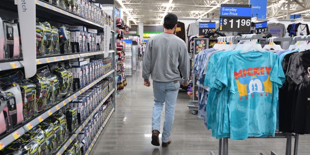 US consumer sentiment drops to near record low in May on inflation worries, tariff uncertainty