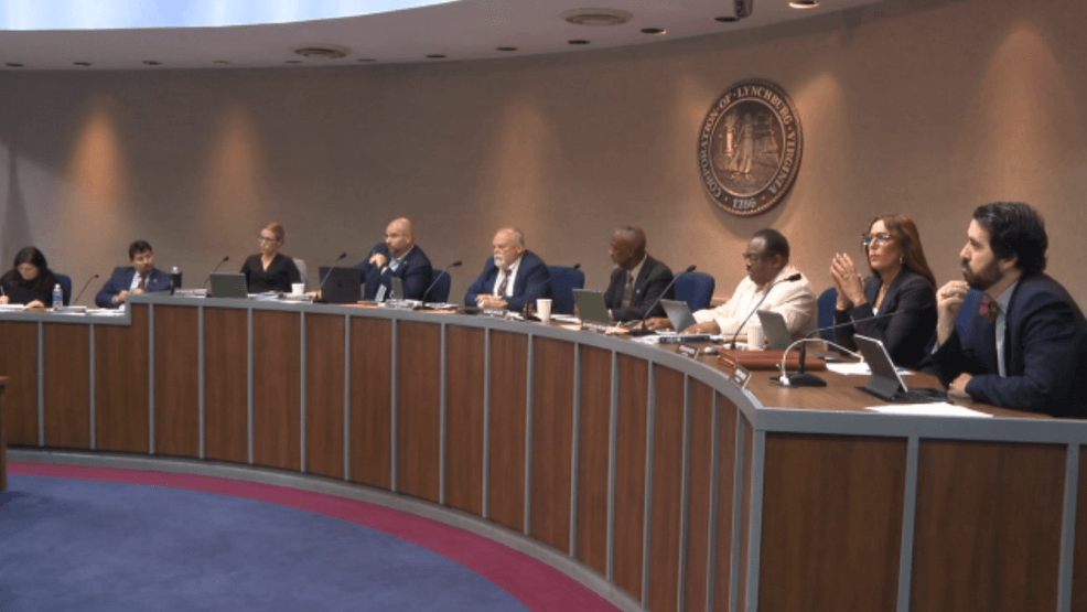 Lynchburg City Councilmen and business owners sparring in emails over council's behavior