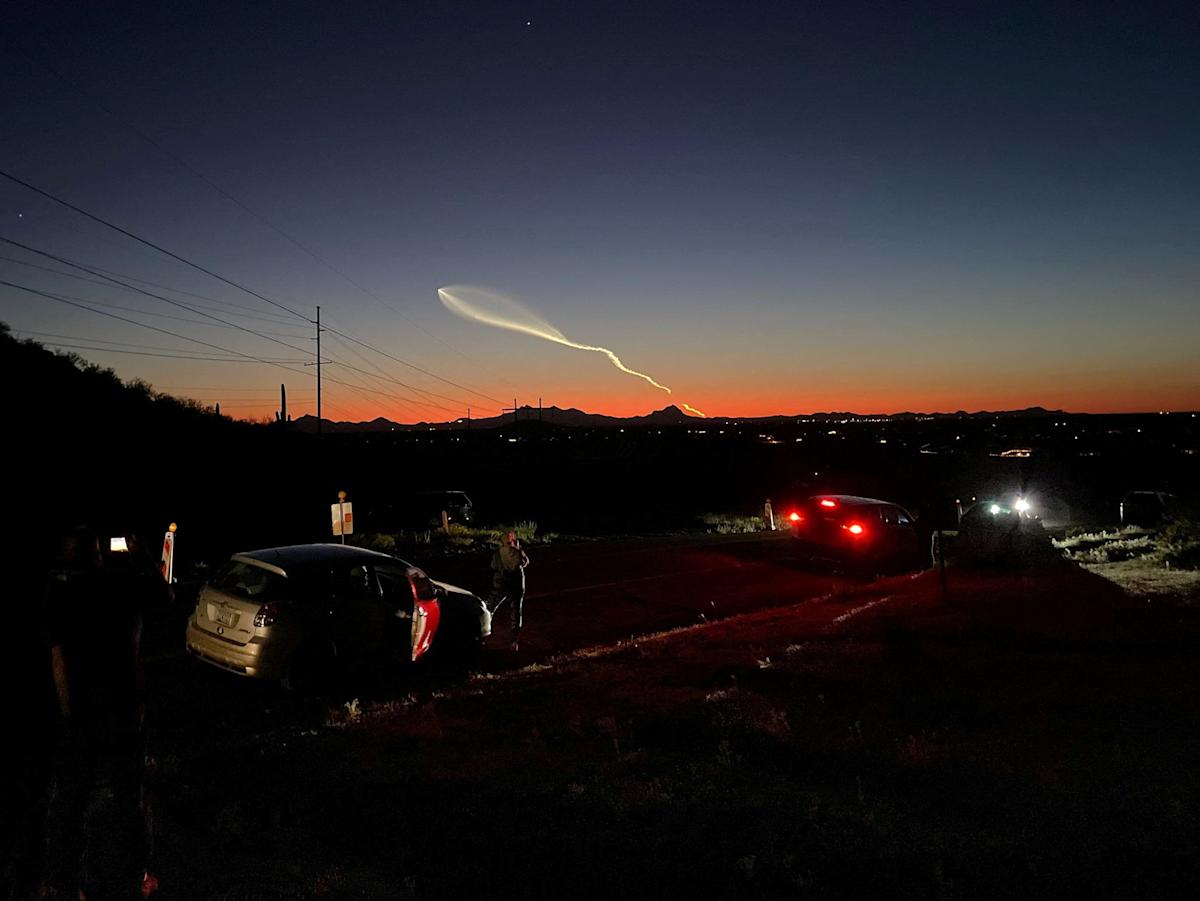 California rocket launch may be visible today in Arizona: What time is SpaceX liftoff?