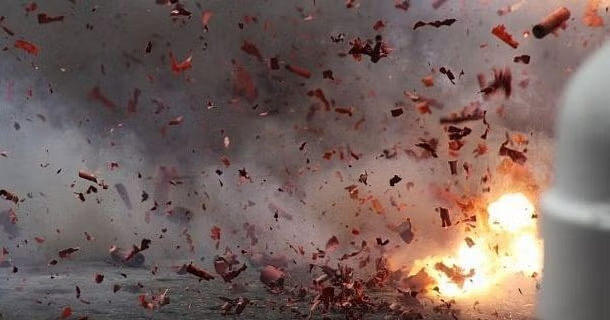 Bomb explodes near California reproductive health clinic, killing one