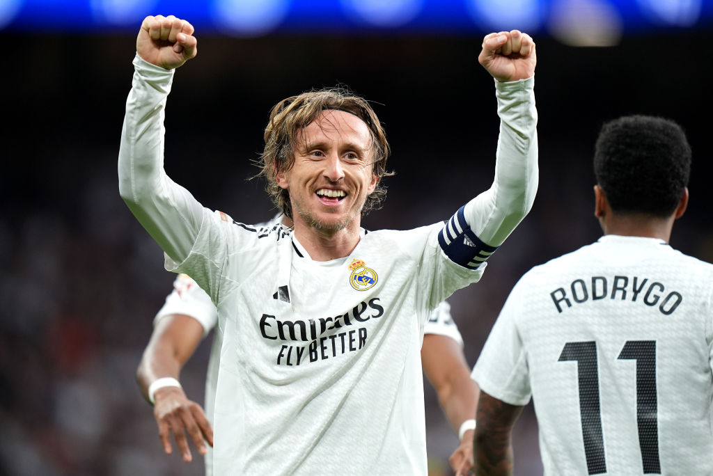 🗞️ Friday's front pages hail the legend Modric 🙌🏻