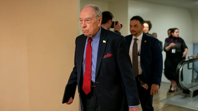Grassley urges Trump to impose sanctions on Russia