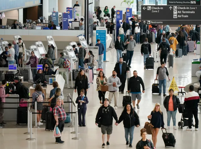 Memorial Day travel expected to set records: AAA