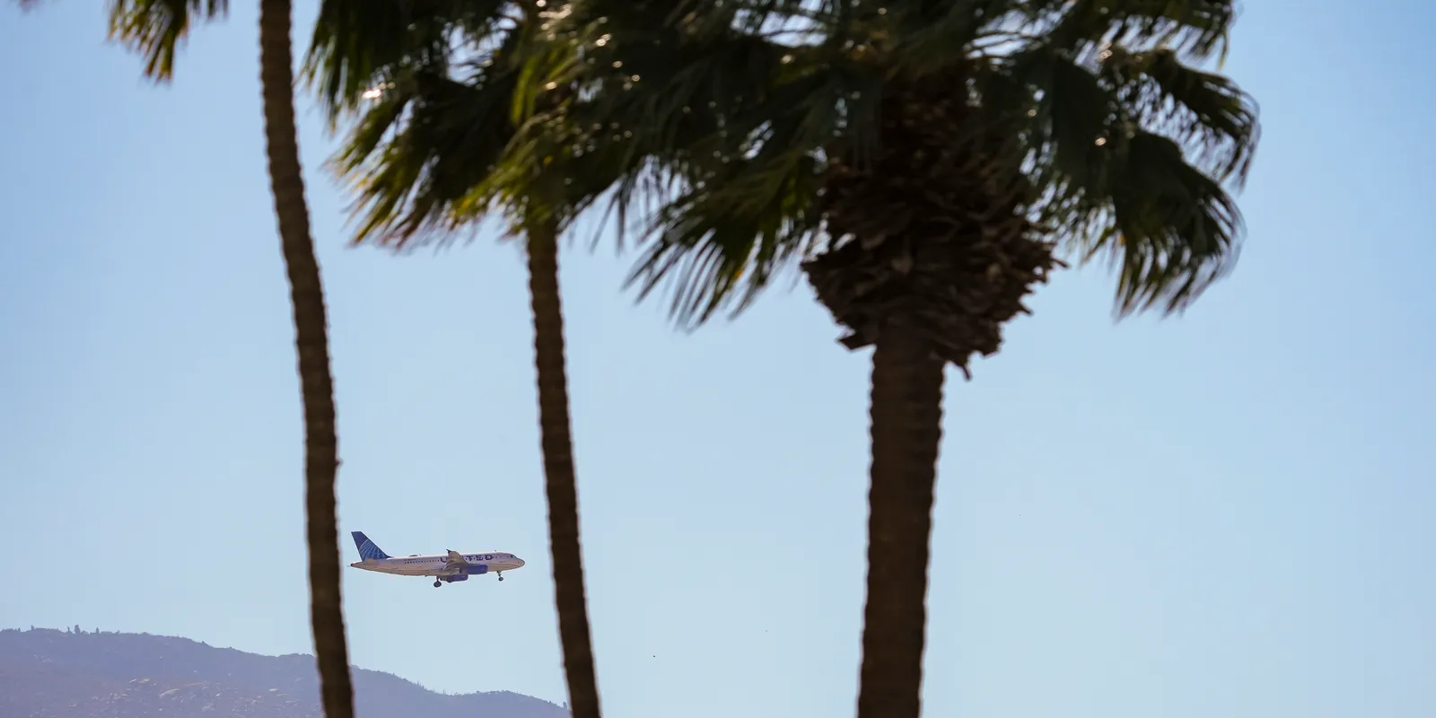 California travelers: United Airlines changes check-in time limit amid Southwest bag fees