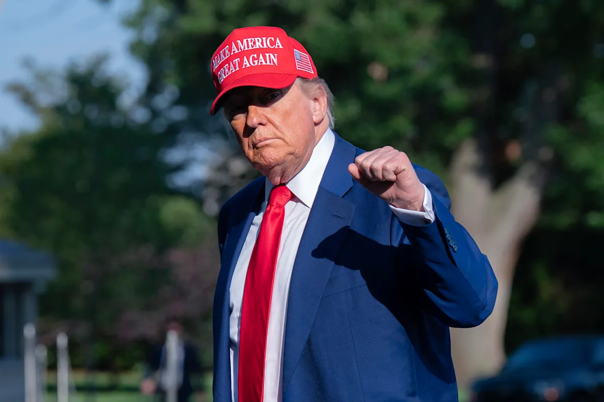 Commentary: Trump is suddenly waging two wars—one with trade partners and one with Iran