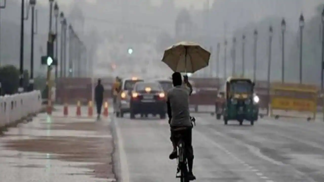 Delhi set to welcome monsoon tomorrow; IMD sounds yellow alert today