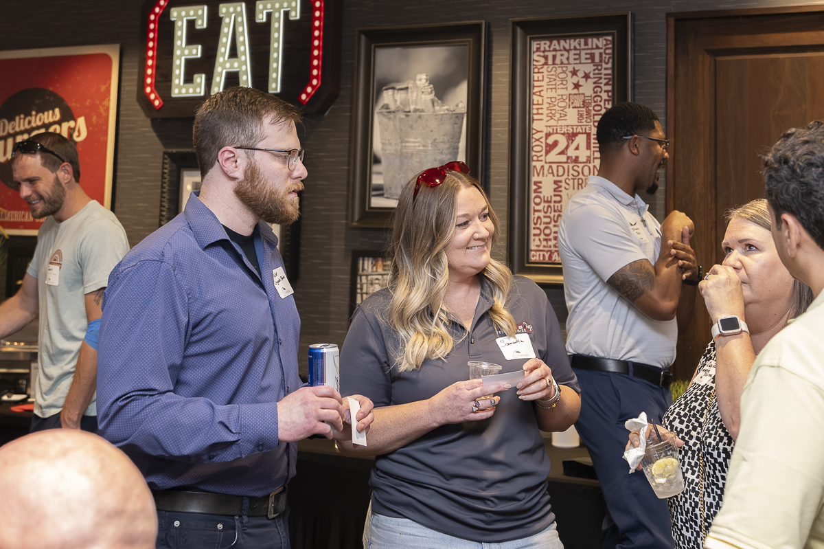 Holiday Inn hosts Chamber of Commerce Business After Hours