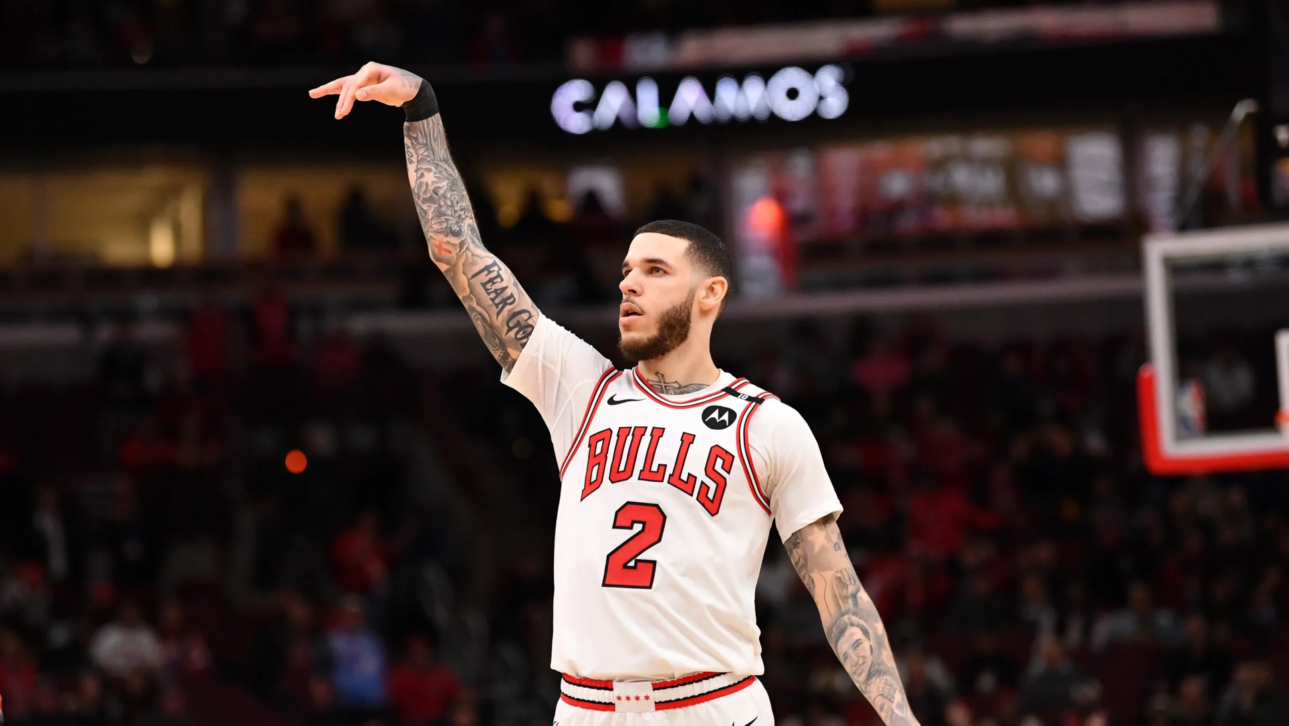 Chicago Bulls trading Lonzo Ball to Cleveland Cavaliers for Isaac Okoro