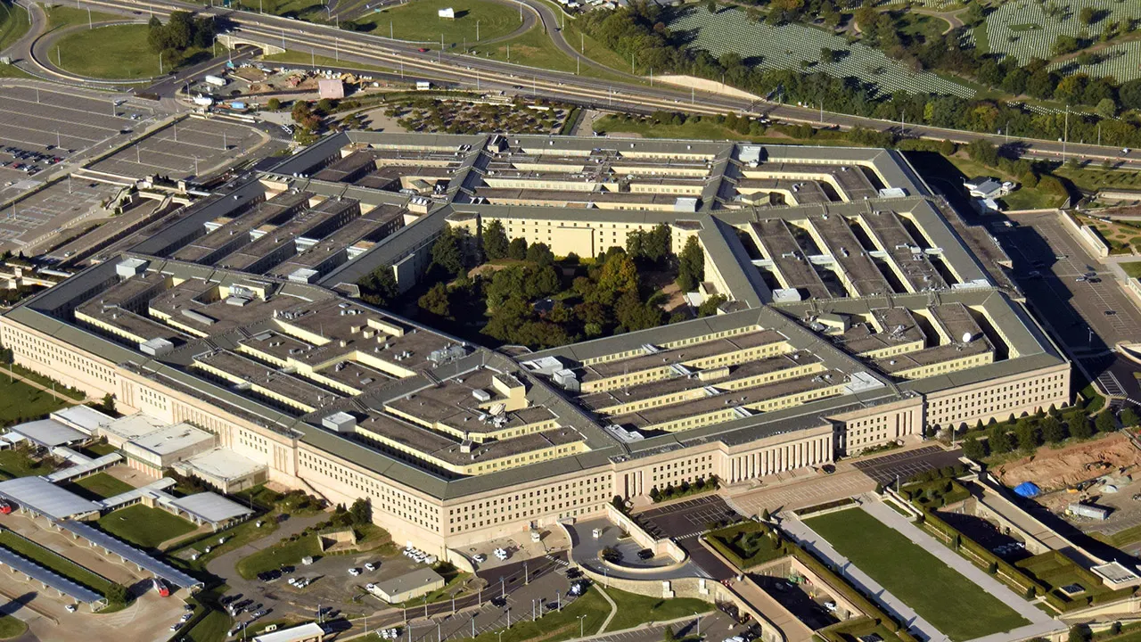 Pentagon pizza theory resurfaces during Israel-Iran conflict as social media tracks orders