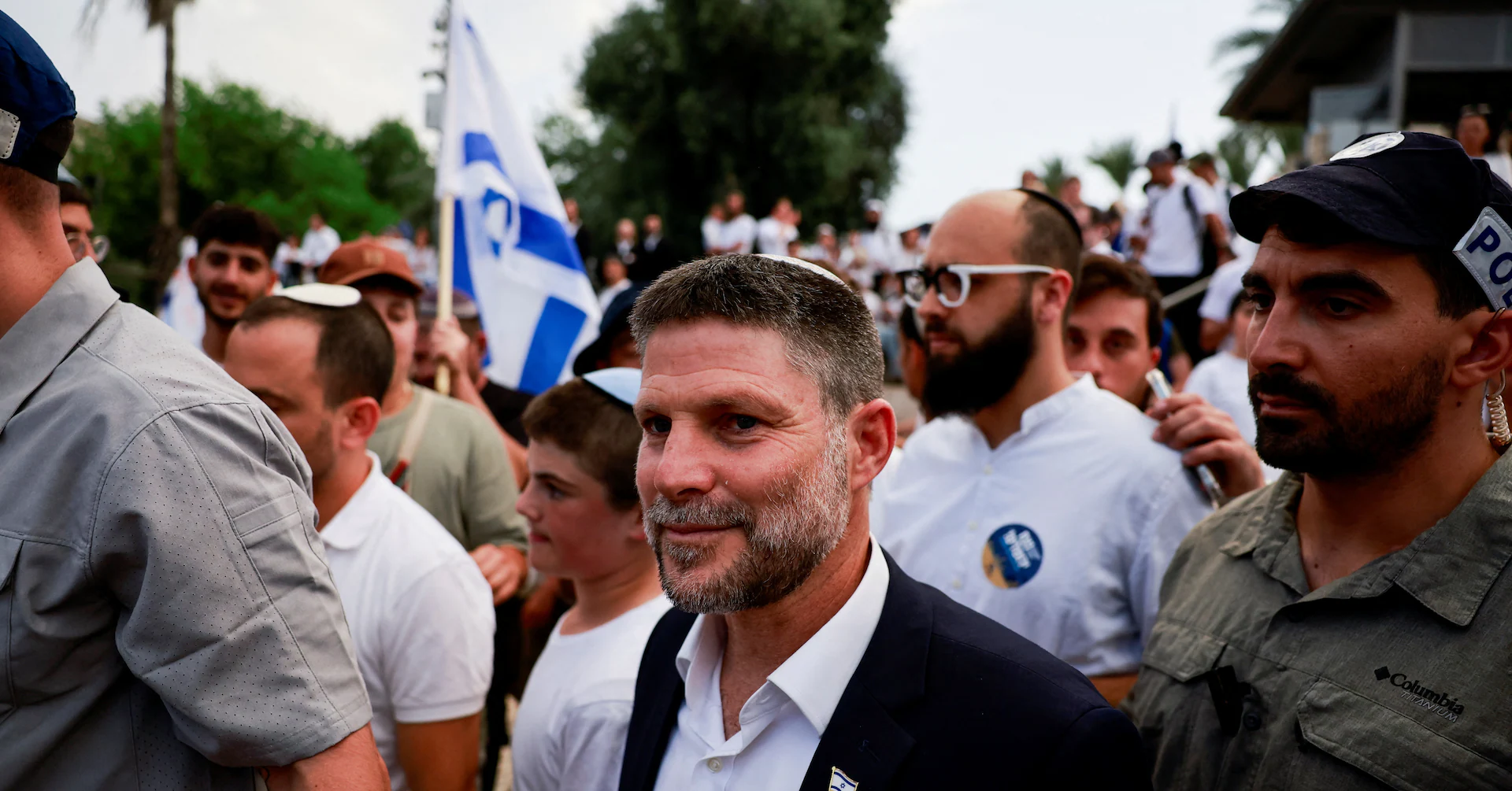 Israeli finance minister orders cancellation of waiver on cooperation with Palestinian banks