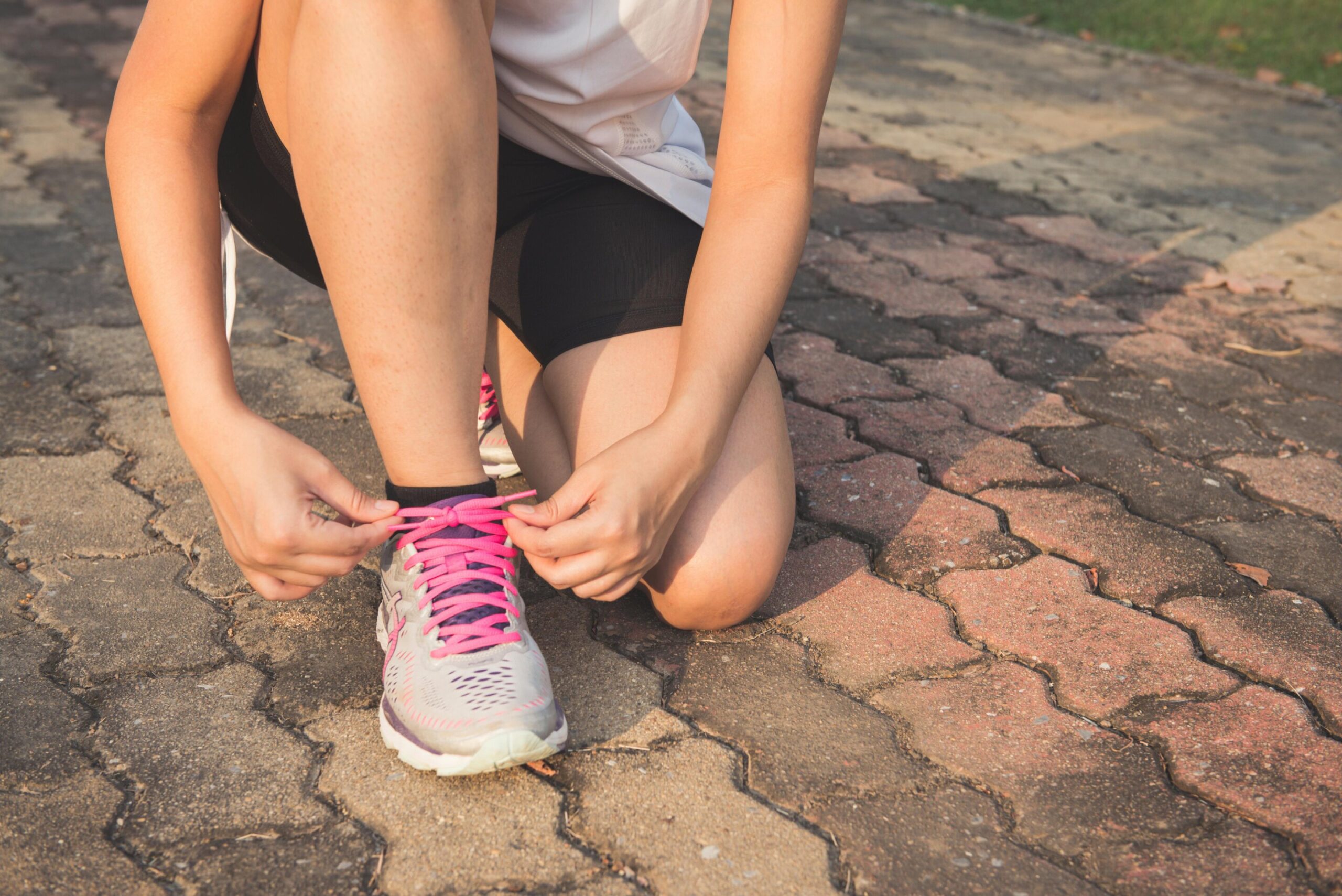 'Active breaks' can combat the health risks of a sedentary lifestyle, but what kind of exercise is best?