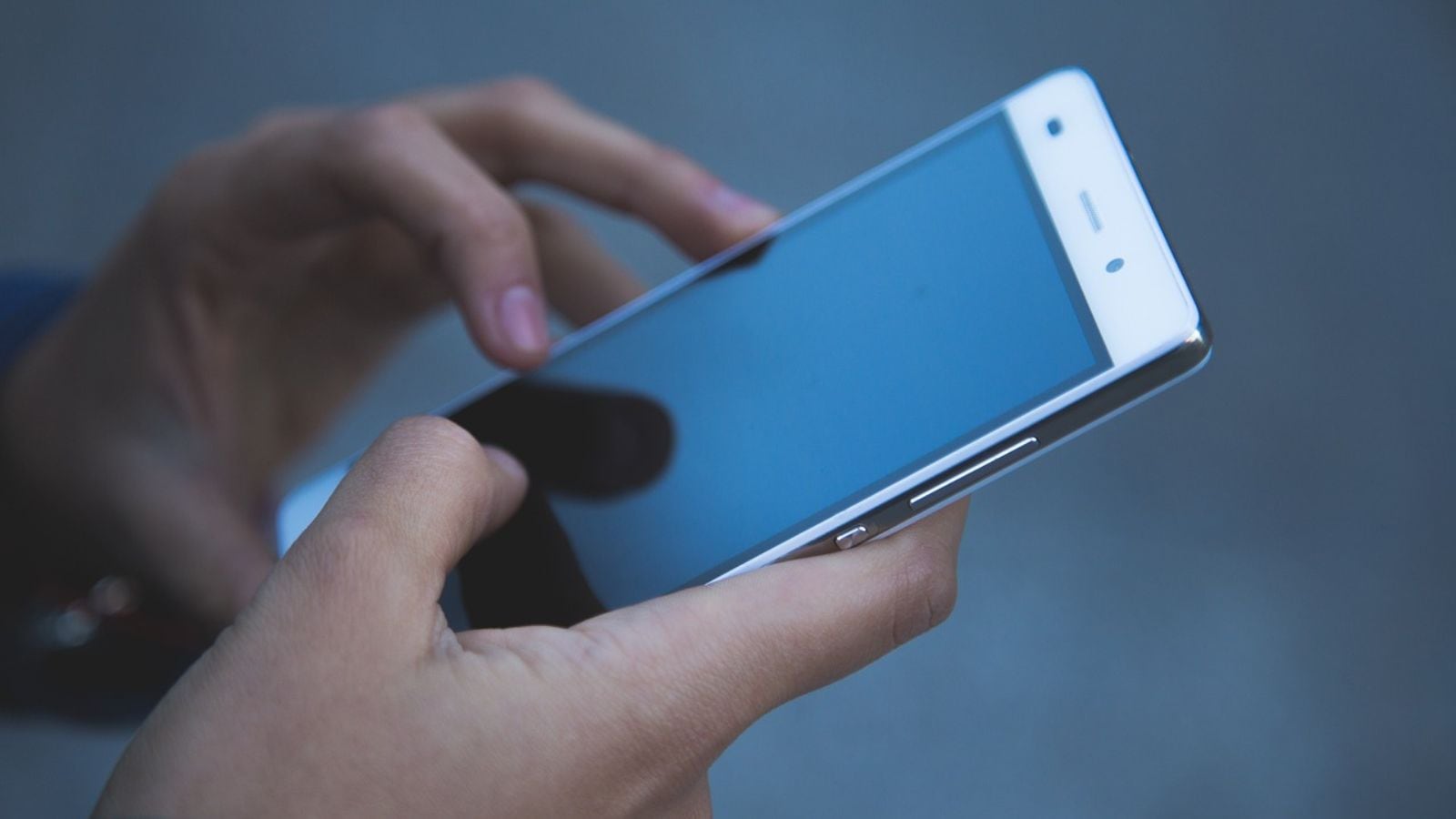 ‘They annoyed me so I turned them off’: Why phone users are turning off news alerts