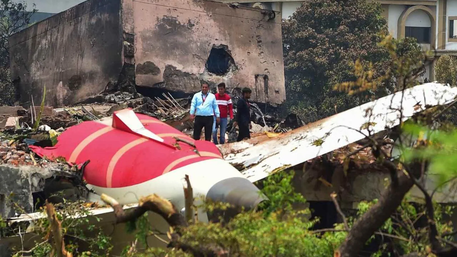 Boeing 787 crash: What we know and what comes next