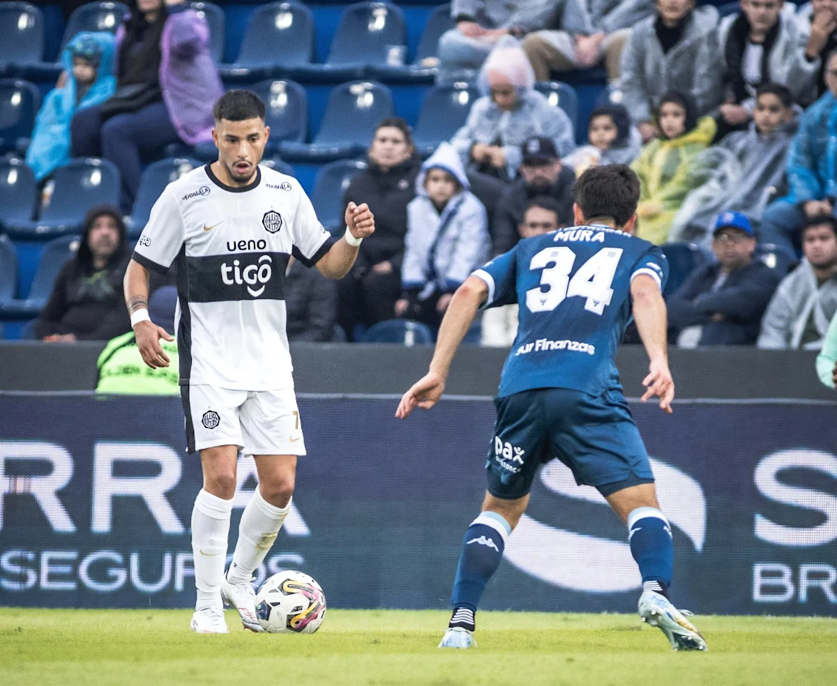 📝 Racing Club thrash Olimpia in friendly clash