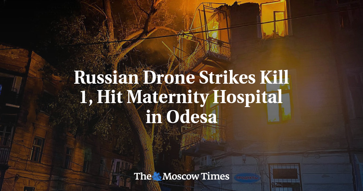 Russian Drone Strikes Kill 1, Hit Maternity Hospital in Odesa