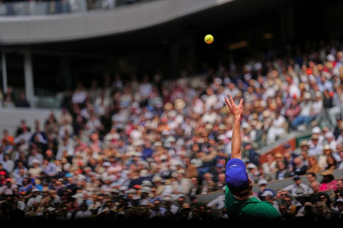 Carlos Alcaraz vs Jannick Sinner Alcaraz: The Roland Garros match that stopped celebrity traffic
