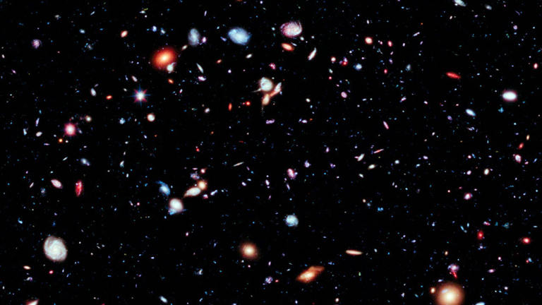 Scientists discover ancient radio signals from distant galaxy cluster