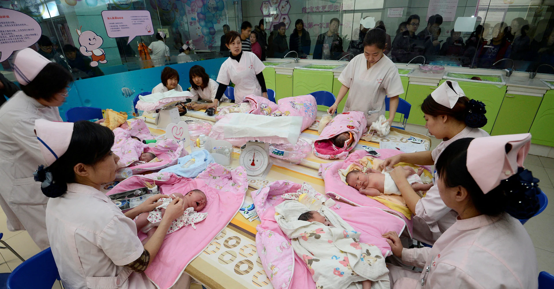 China to make all hospitals offer epidurals to incentivise childbirth