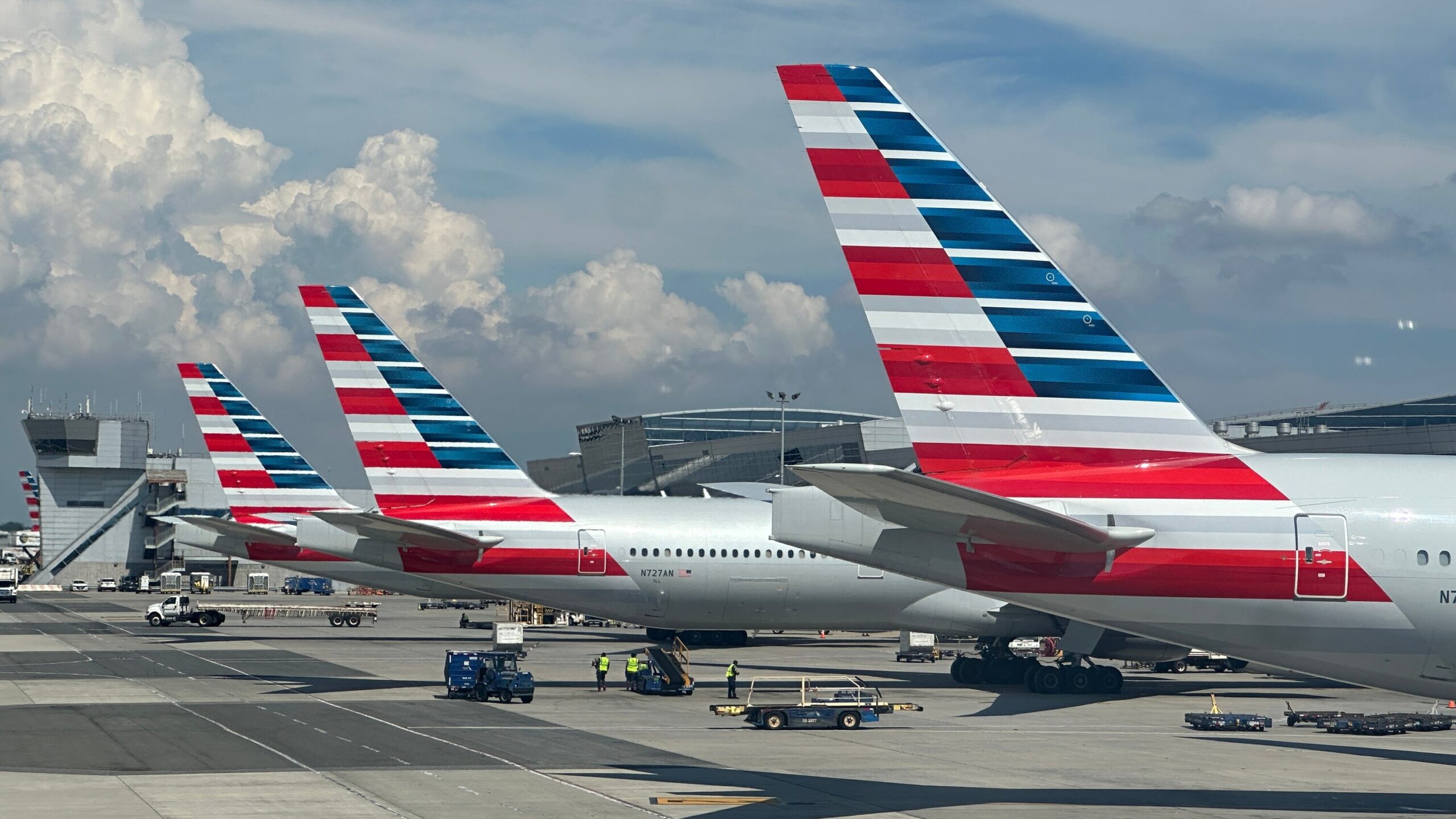 American Airlines Flights Snarled by Computer Glitch