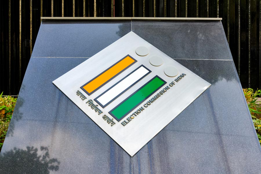 Congress sees ‘theft’ in sharp rise in voters in Devendra Fadnavis’s constituency
