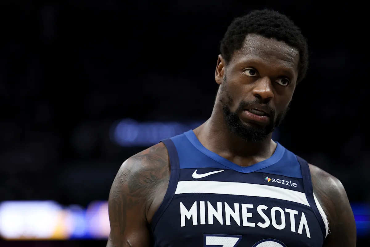 Julius Randle agrees to three-year, $100 million deal with Minnesota Timberwolves
