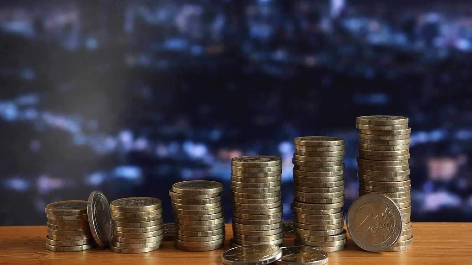 Financial advisor shares mantra to save 95% income: '…Never let my lifestyle'