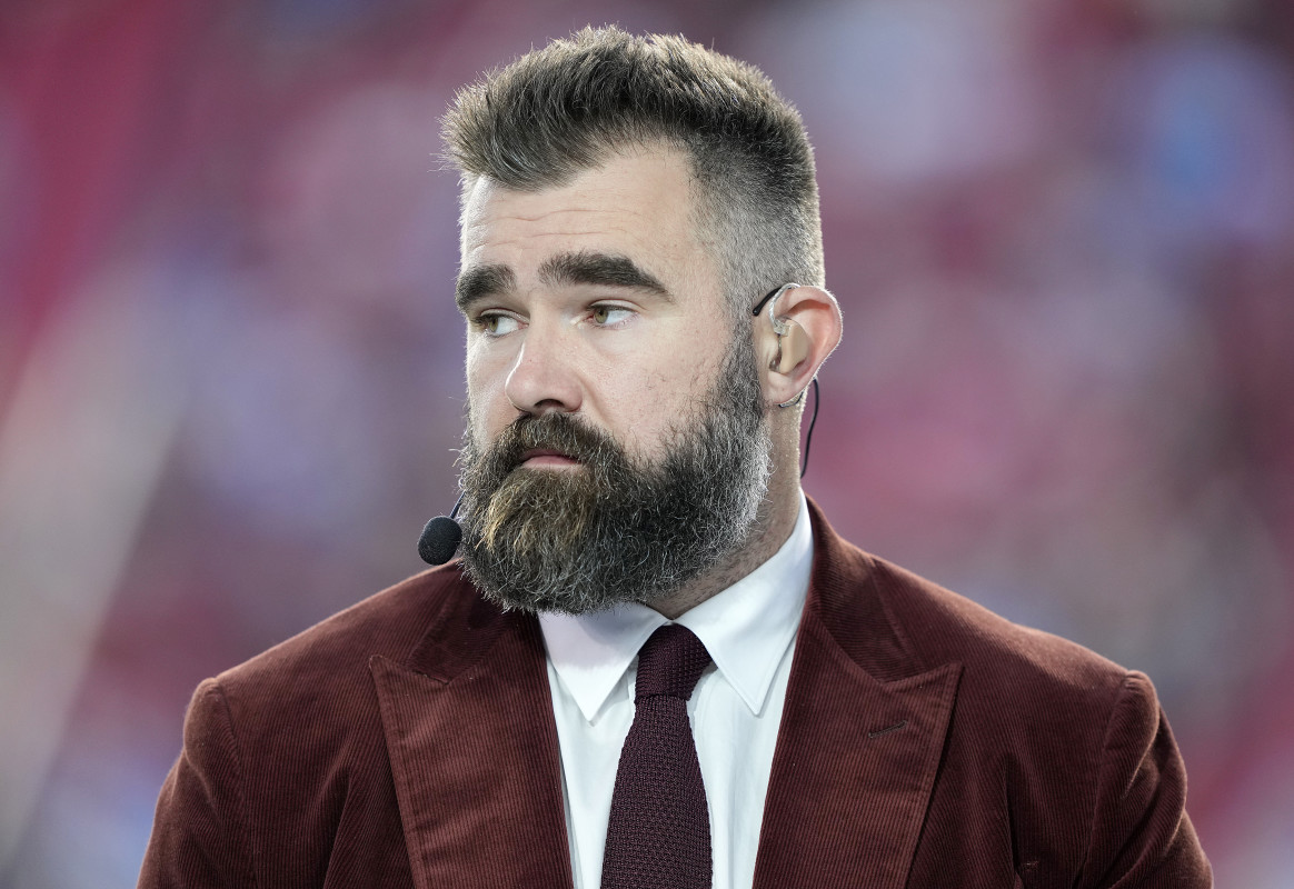 Former NFL Star Has Disgraceful Message For Jason Kelce
