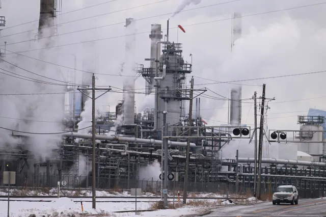 Suncor violated pollution permits for 900 hours during 3-month shutdown, environmental group reports