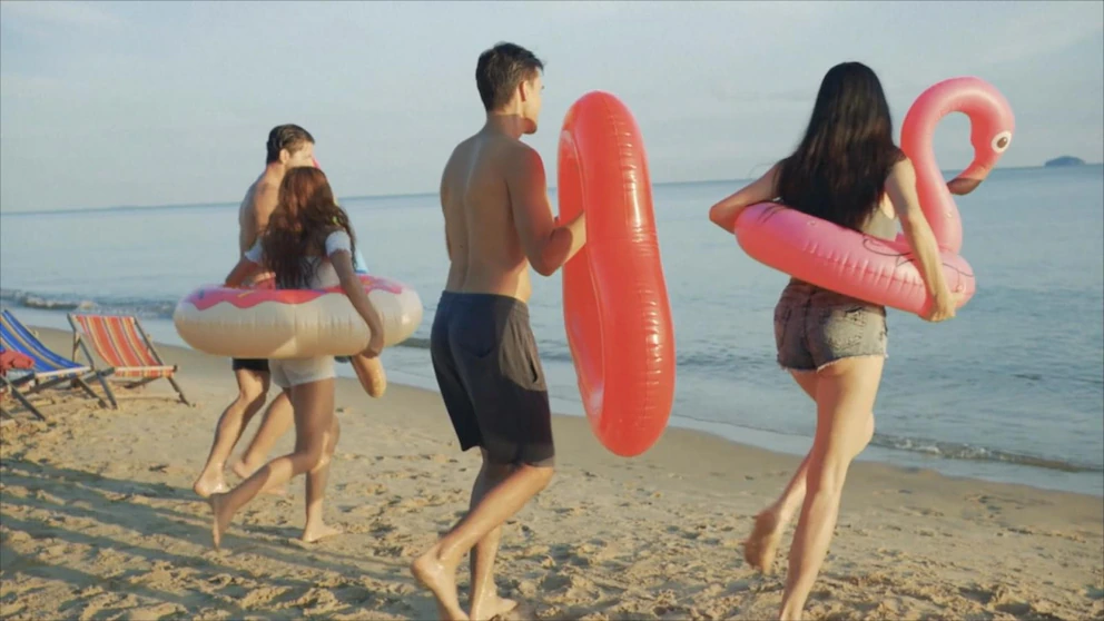 Video Family summer travel plans