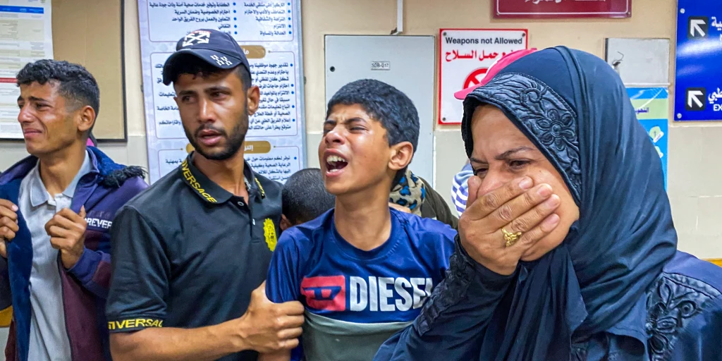 Israeli forces in Gaza kill 6 Palestinians seeking aid, health officials say