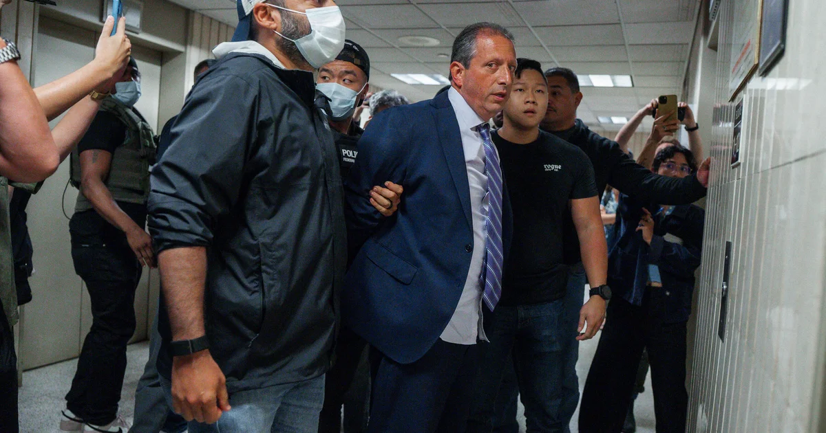 After Brad Lander's arrest by ICE inside immigration court, New York congressmen will conduct oversight visit