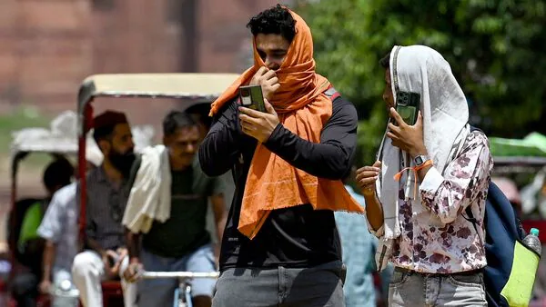 Delhi weather update: Capital records season's hottest day; heatwave to continue, IMD issues orange alert