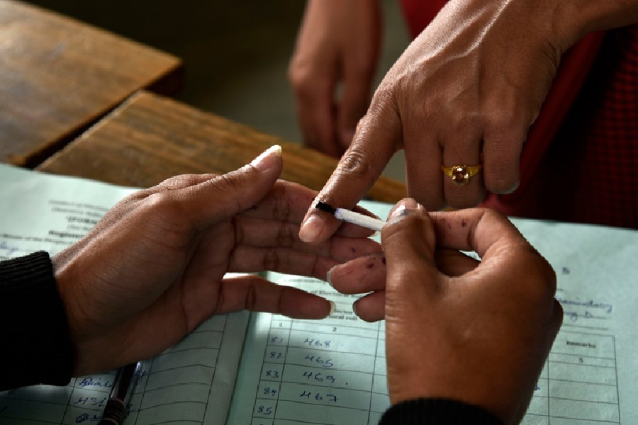 Voter list rejig: TMC spots Nazi parallel, says EC move targets Bengal, poor voters
