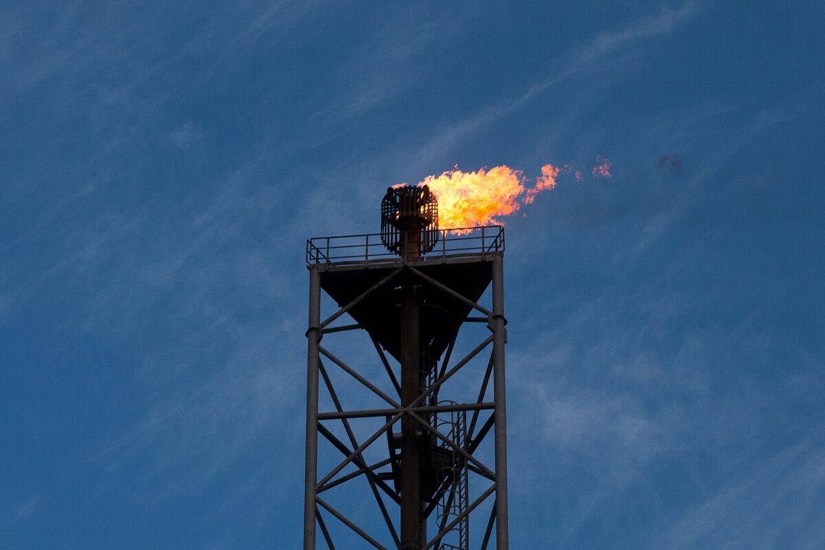 Contested UK Oil Fields Get New Guidance for Environment Permits