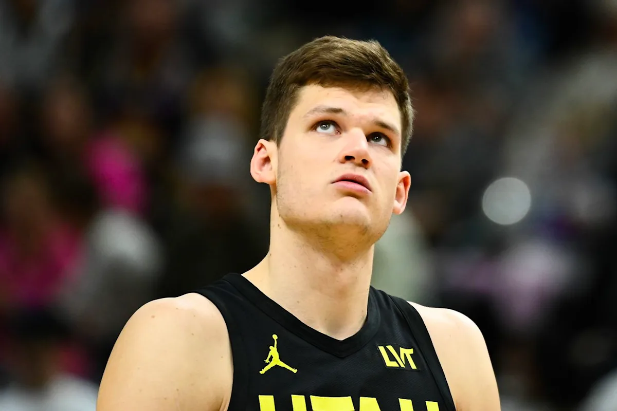 Lakers have reportedly made trade offer for Walker Kessler