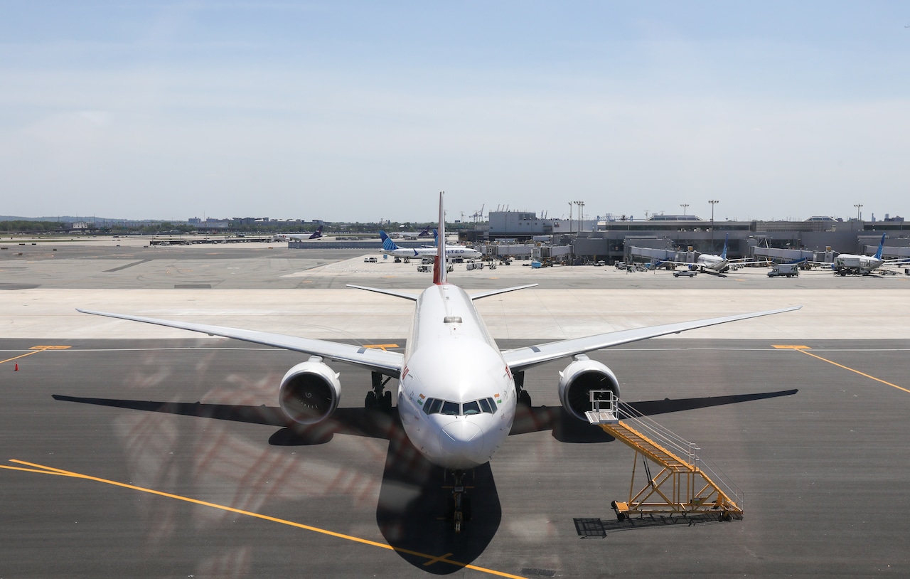 Severe weather disrupts air travel nationwide. Here are airports with most delays.