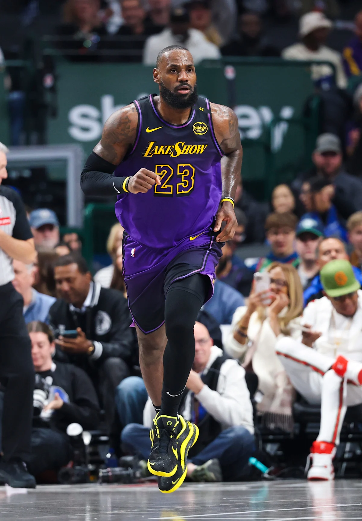 LeBron James could join Amazon Prime's NBA coverage after retirement