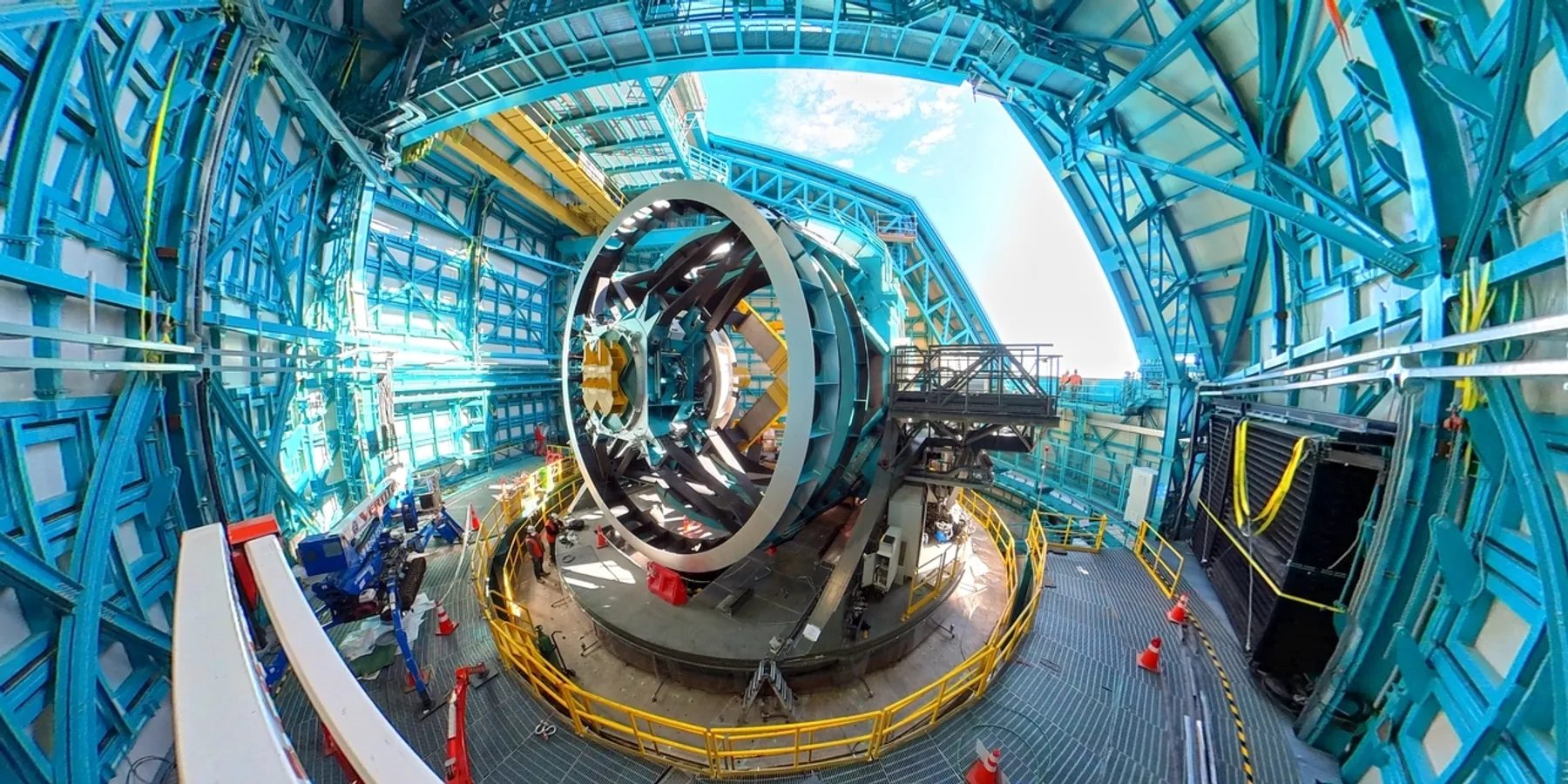 World's largest digital camera is ready to click at 3,200 megapixels