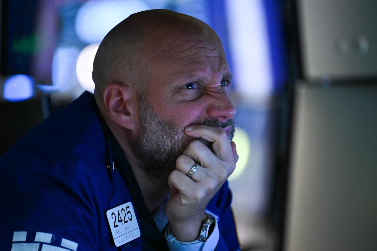Stock market today: S&P 500, Dow, Nasdaq futures slip with US and China set to reboot trade talks