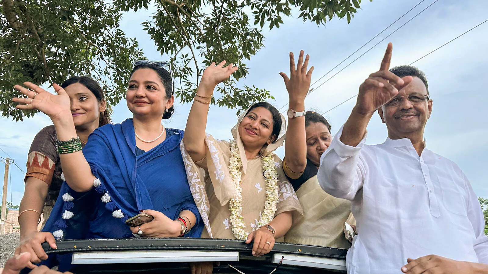 Bypolls for 5 Seats Live: Voting underway in Gujarat, Punjab, Kerala & West Bengal; results on June 23